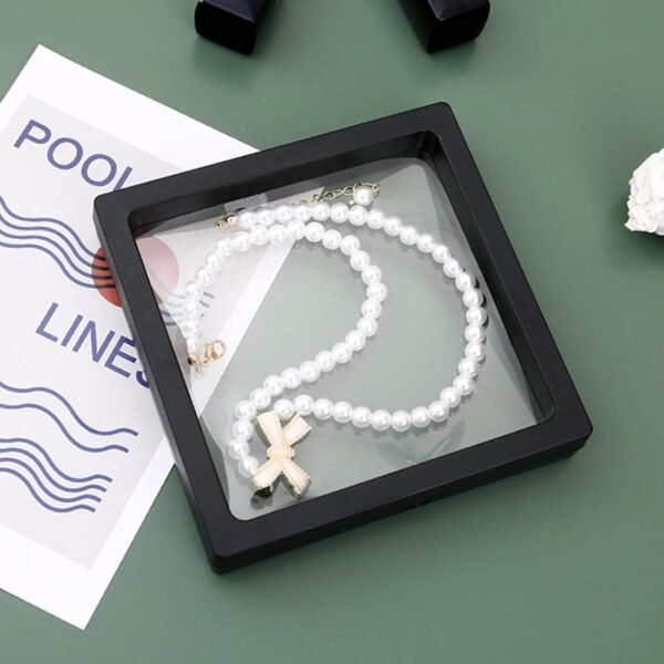 transparent jewellery display box (11x11 cm / 1 pc)