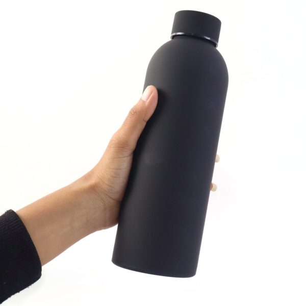 stainless steel double wall vacuum insulated drink water (black / 500 ml approx) stainless steel double wall vacuum insulated drink water (black / 500 ml approx)