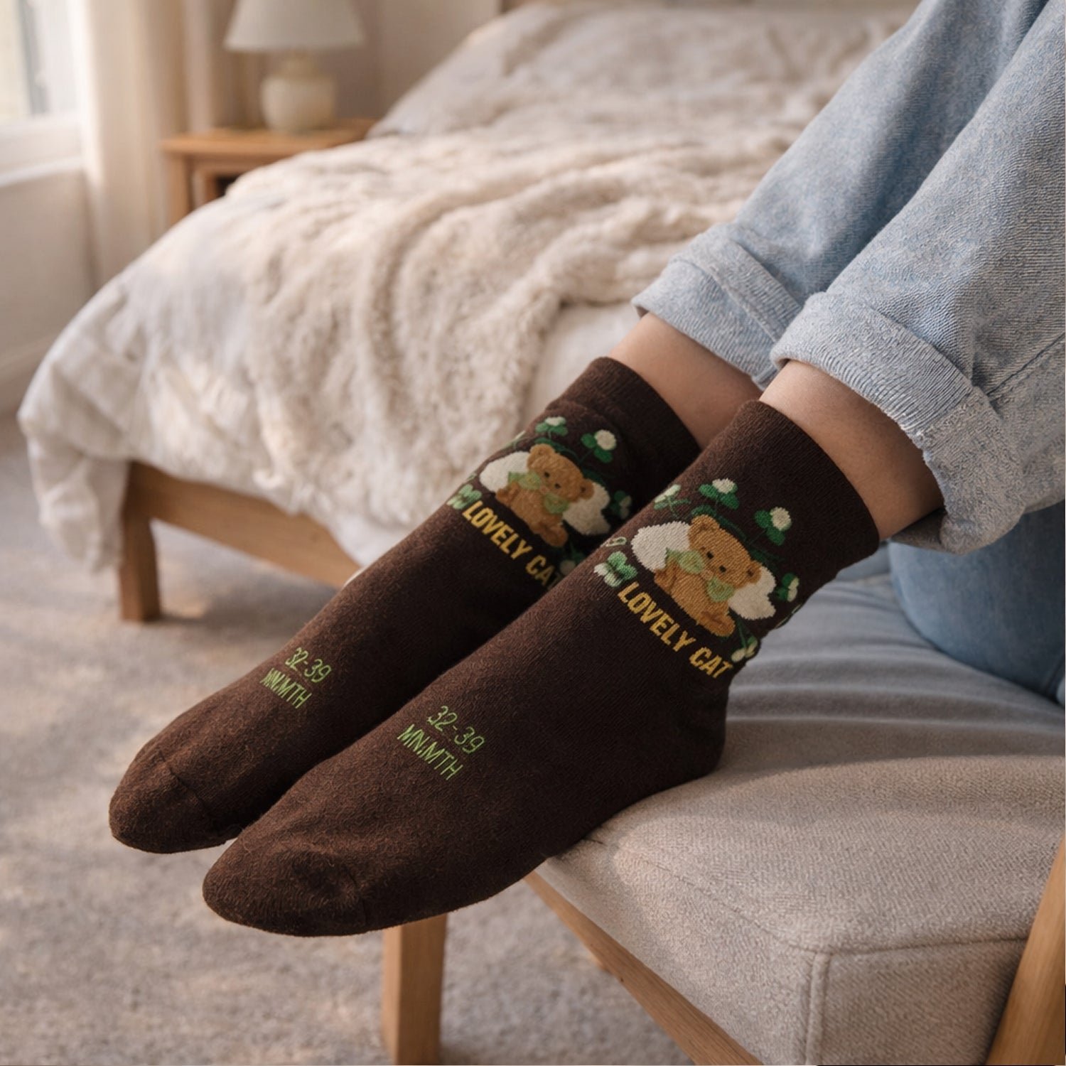 premium soft light socks (1 pair / long) premium soft light socks (1 pair / long)