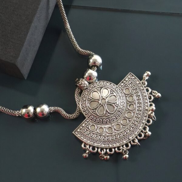 oxidised silver tone traditional long necklace (1 pc)