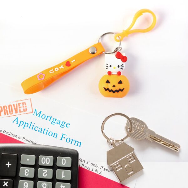 cute cartoon cat & pumpkin theme silicone keychain (1 pc) cute cartoon cat & pumpkin theme silicone keychain (1 pc)