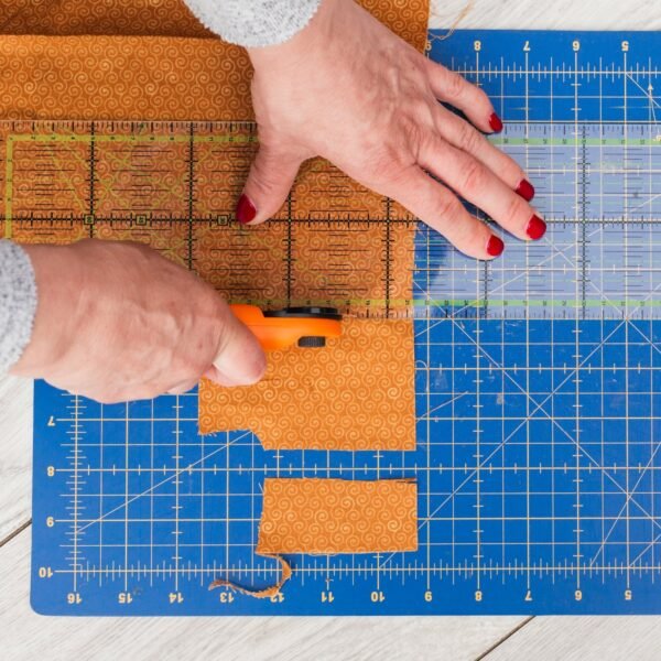 manual sewing roller cutter rotary cutter