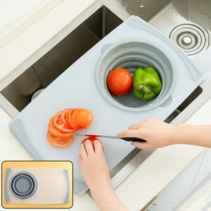 2 in 1 over sink cutting board with built in collapsible strainer (50 x 28 cm)