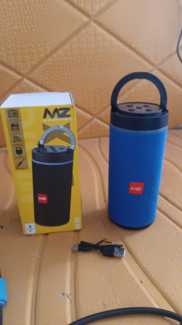 portable rechargeable wireless blootuth speaker (media player)