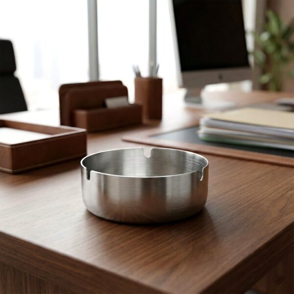 round tabletop cigarette ashtray with multiple rest slots (1 pc) round tabletop cigarette ashtray with multiple rest slots (1 pc)