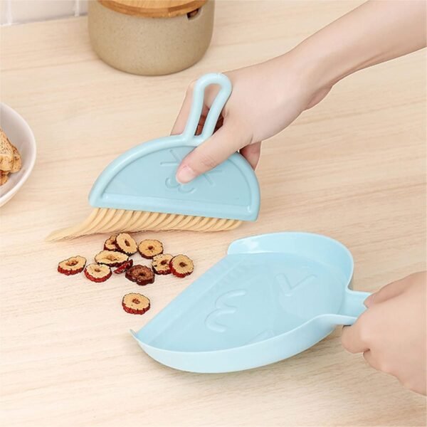 2 in 1 mini cleaning dustpan & hand brush set (1 set)
