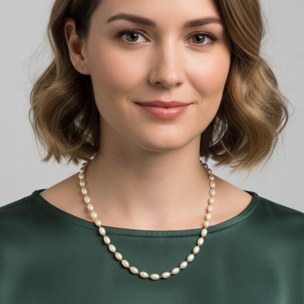 elegant pearl beaded necklace with golden chain accents (1 pc)