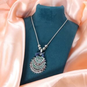 antique silver tone peacock design oxidized pendant necklace (1 pc)