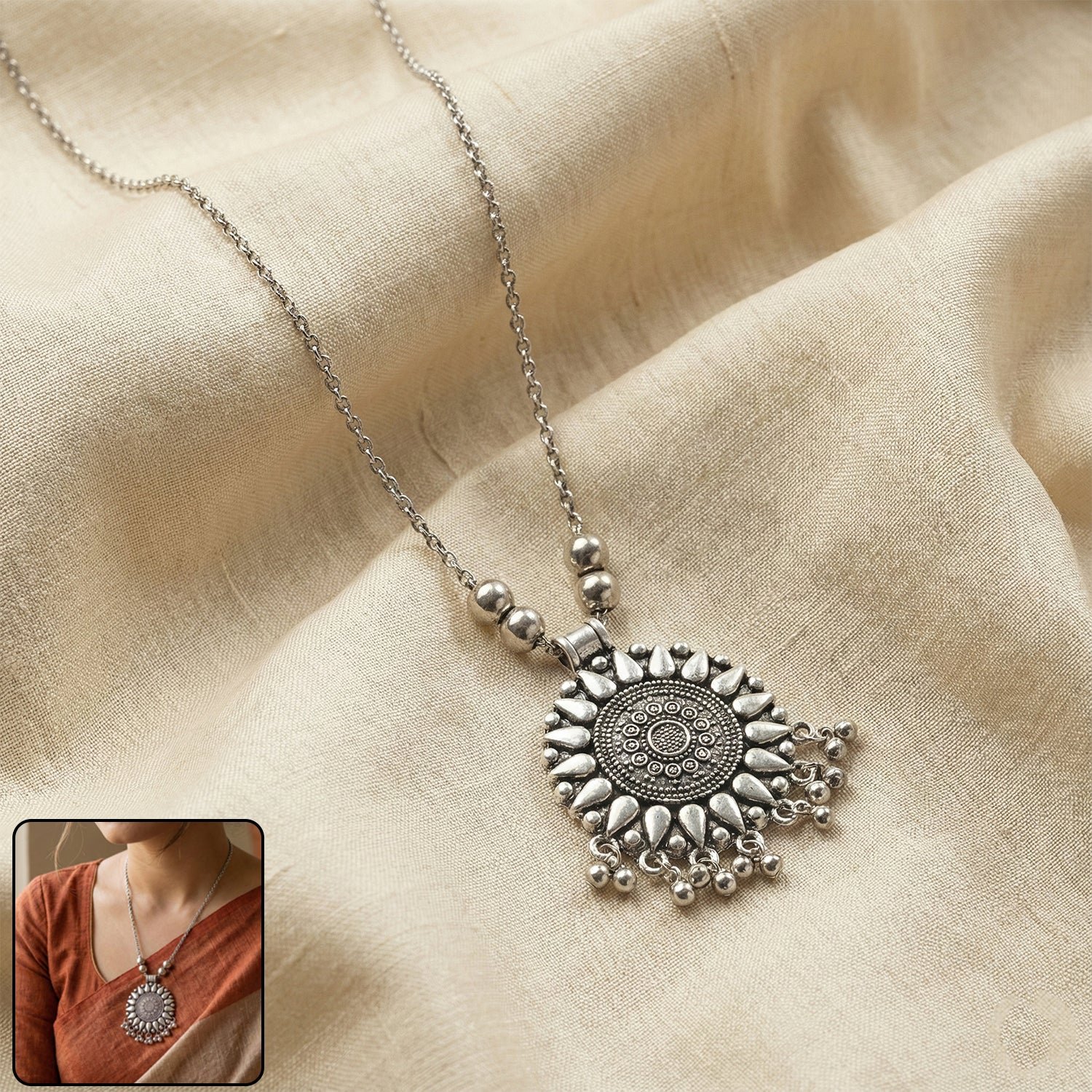 oxidized silver finish round sunburst pendant necklace (1 pc)