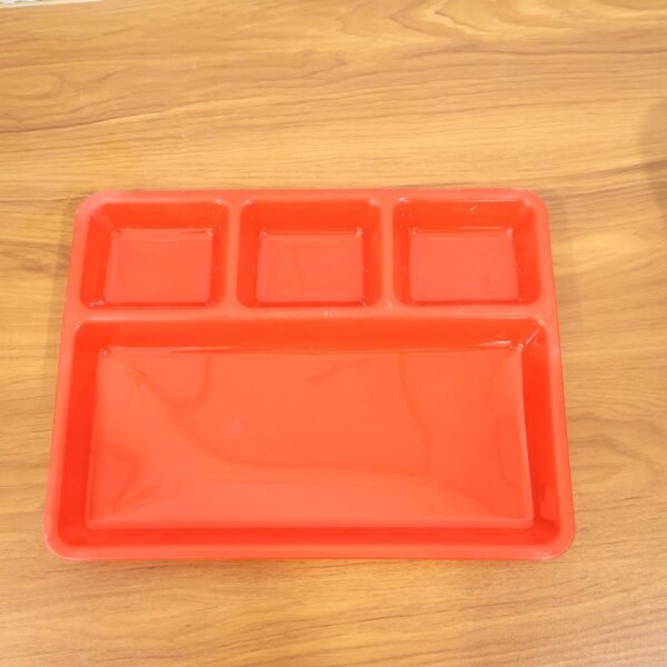 32 × 25 cm multipurpose compartment serving tray (1 pc) 32 × 25 cm multipurpose compartment serving tray (1 pc)