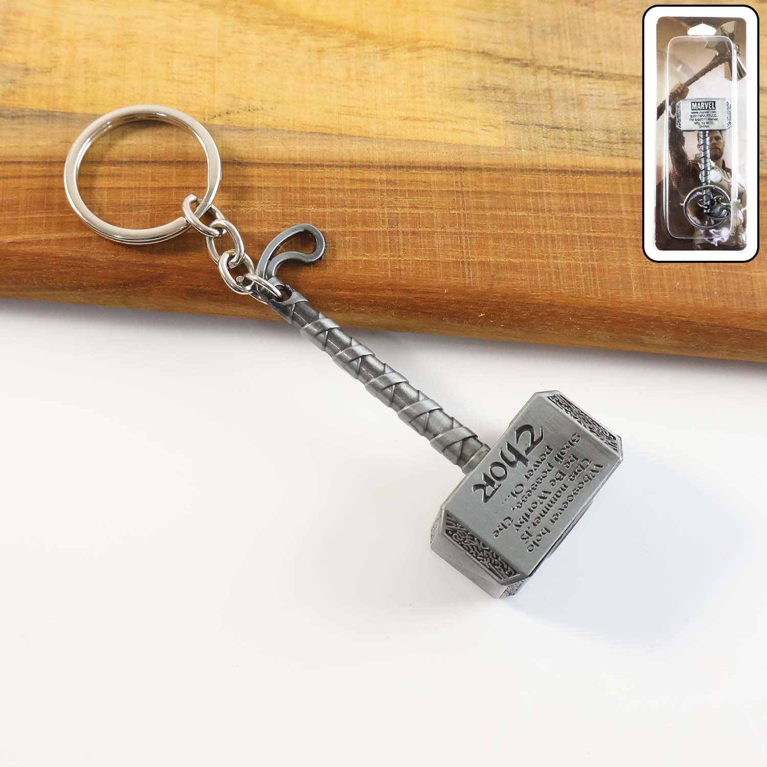 big metal hammer shape keychain (1 pc)
