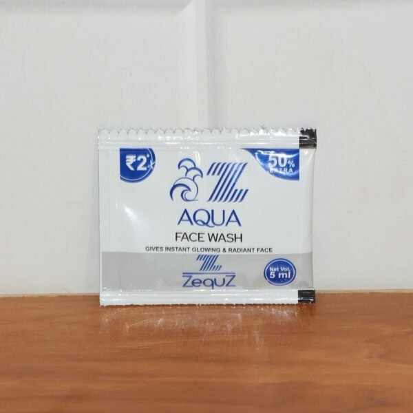 zequz aqua face wash sachet (5 ml / 1 pc)