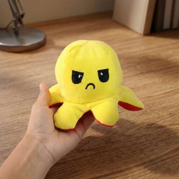 reversible octopus mini plush toy (1 pc)