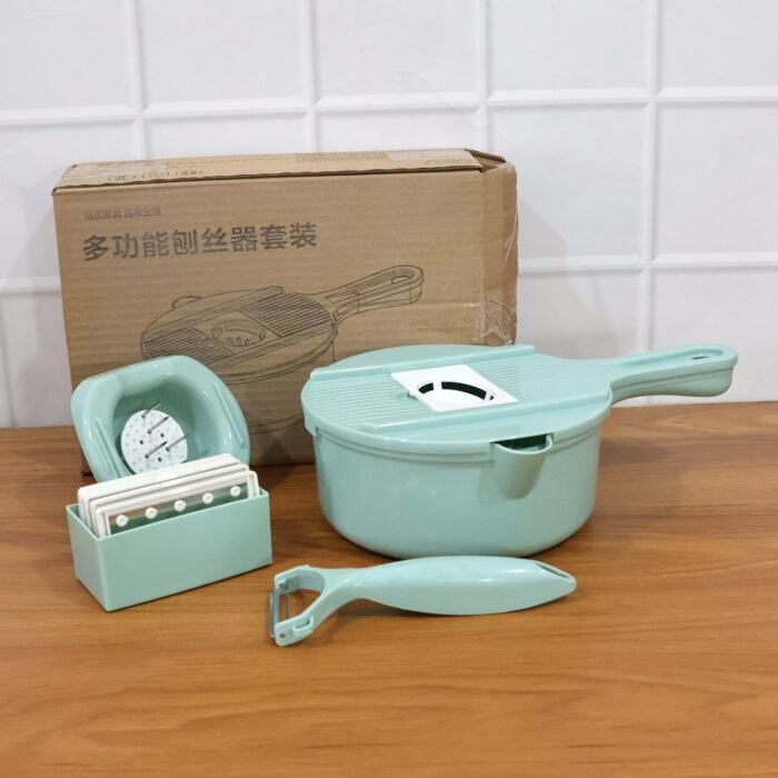 10_Vegetable-Shredder.jpg