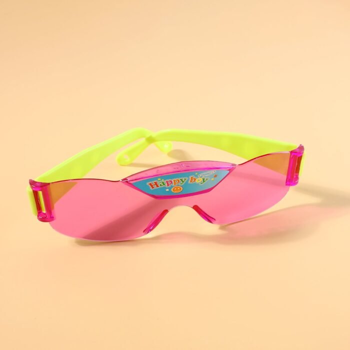Brush-with-sunglass-04.jpg Brush-with-sunglass-04.jpg