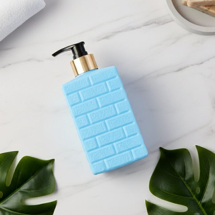 Hand-Wash-Bottle-04.jpg