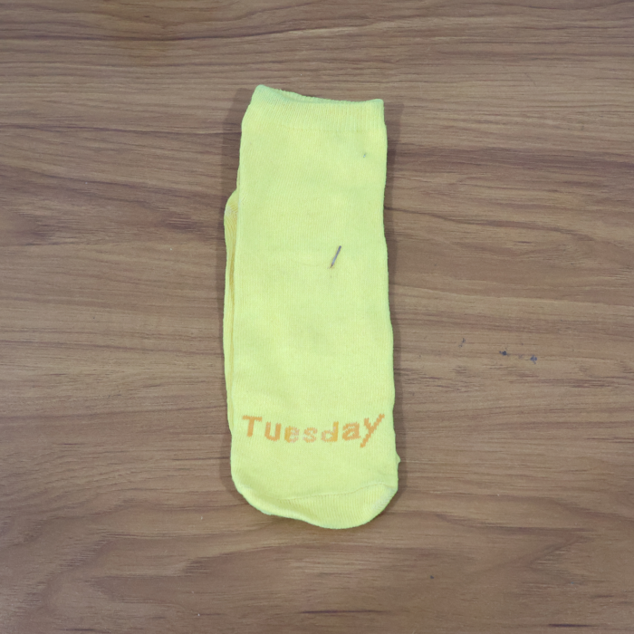 YellolwSocks-live.png YellolwSocks-live.png