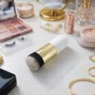 04_makeupbrush.jpg