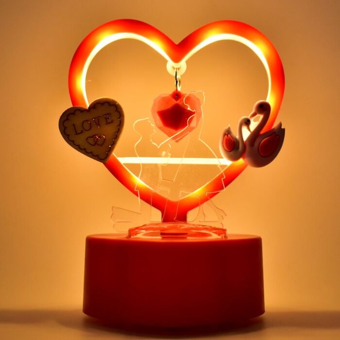 Couple-Showpiece-03.jpg Couple-Showpiece-03.jpg