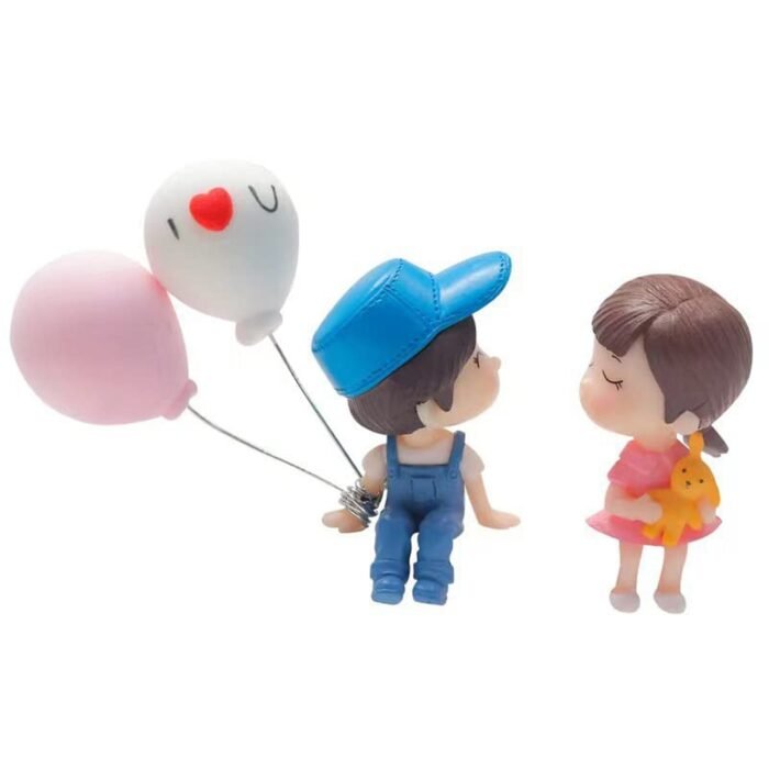 Cute-Couple-Figurines_05.jpg