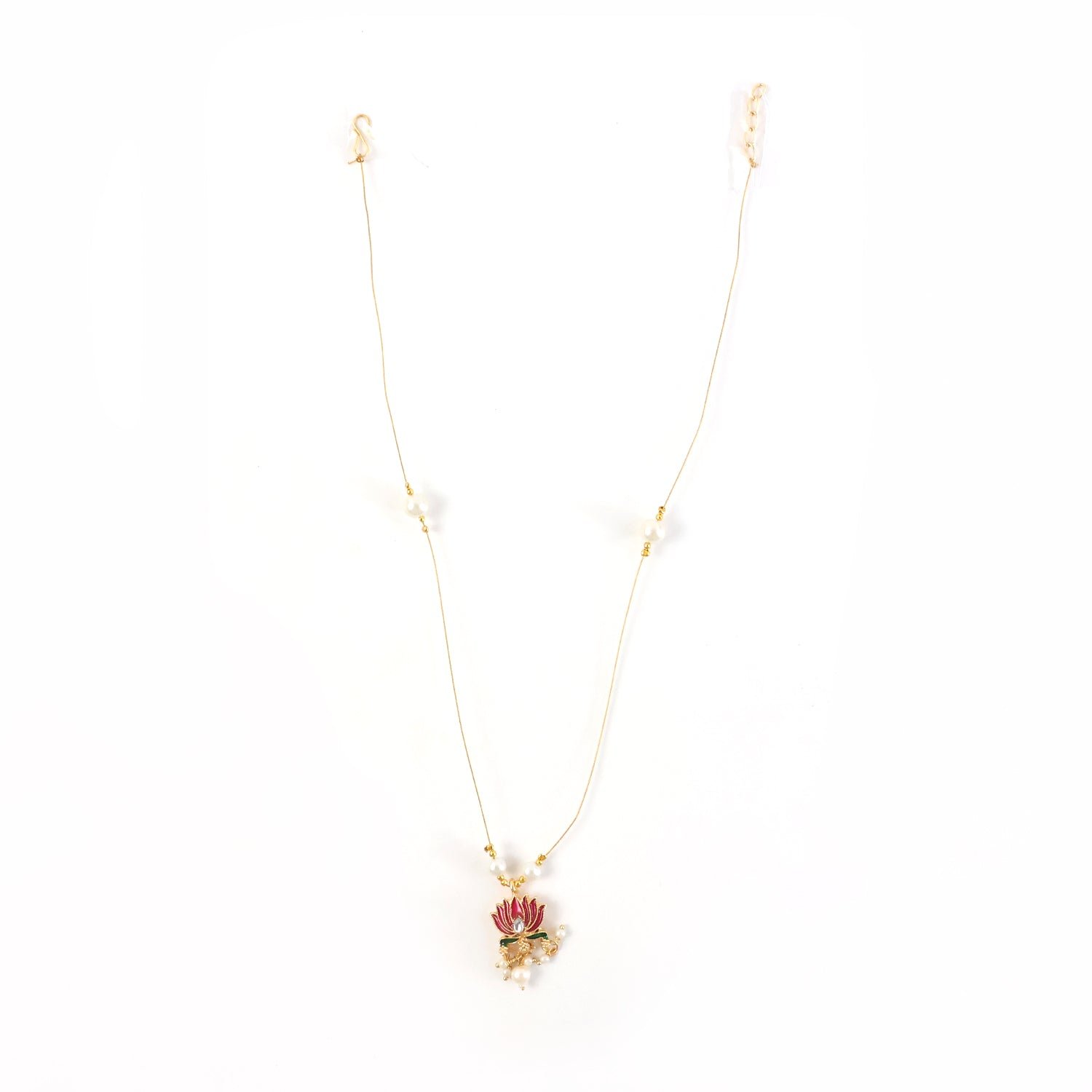 05_necklace.jpg 05_necklace.jpg