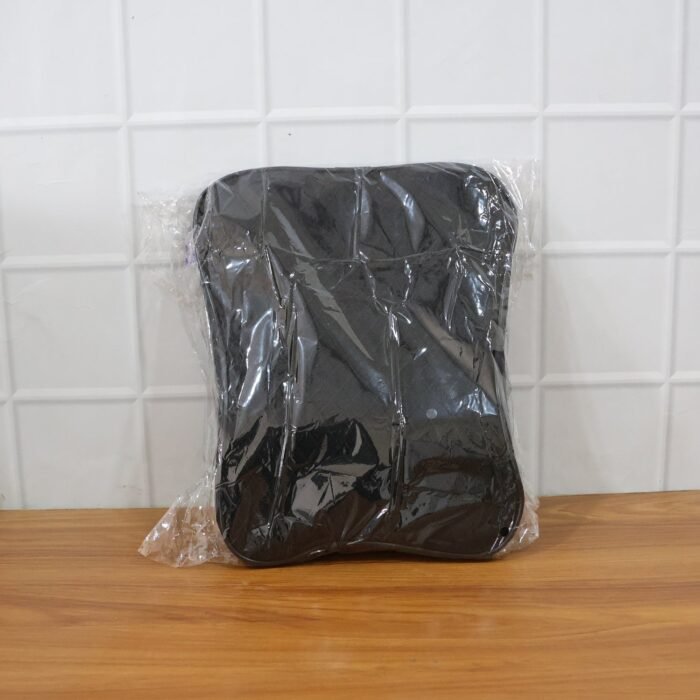 08_CarNeckPillow.jpg
