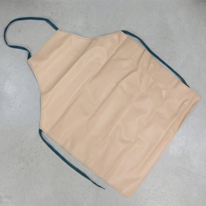 Apron-05_024aa517-ffbe-43c4-82d5-dec8e00addd9.jpg