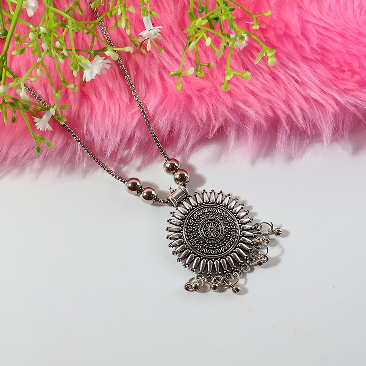 Pendant-Necklace-04.jpg Pendant-Necklace-04.jpg